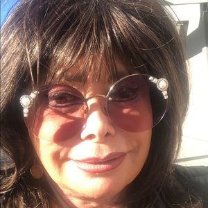 Meet your Posher, Joanna